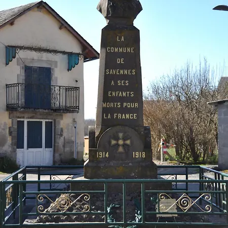 Chateau De Savennes - Caveau De Sabrage Savennes (Puy-de-Dome)