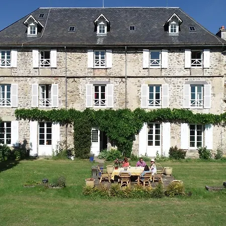 Chateau De Savennes - Caveau De Sabrage *