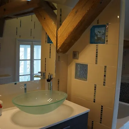 Bed & Breakfast Chateau De Savennes - Caveau De Sabrage *